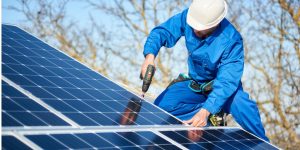 Installation Maintenance Panneaux Solaires Photovoltaïques à Ussat